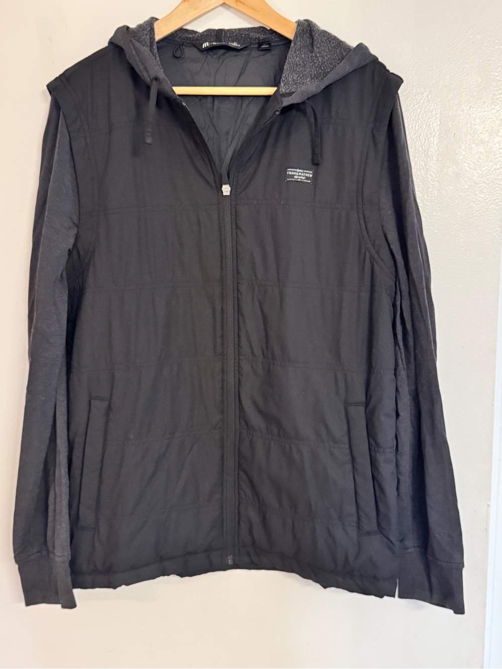 Travis Mathew Black Quilted Front Hooded Jacket with Knit Sleeves